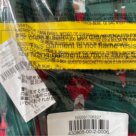 NWT Gap Boys Christmas Pajamas Organic Green Two Piece Santas: White/Black 6 8 - Picture 3 of 6